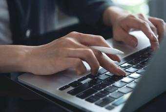 Startuoja „Verslo vedlys“ – vieninga platforma verslo reikalavimams