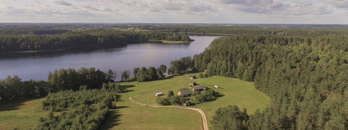 Homestead "Šniūrai“